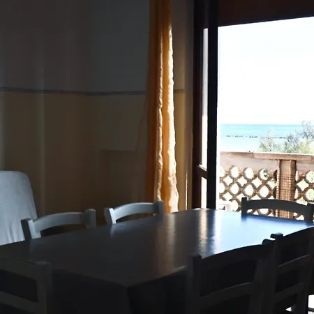 Rm04 - Senigallia, Trilocale Fronte Mare * סניגליה